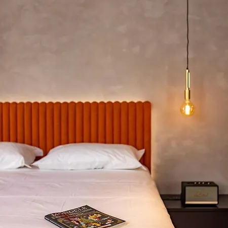 Апартаменты Teatro 6 *